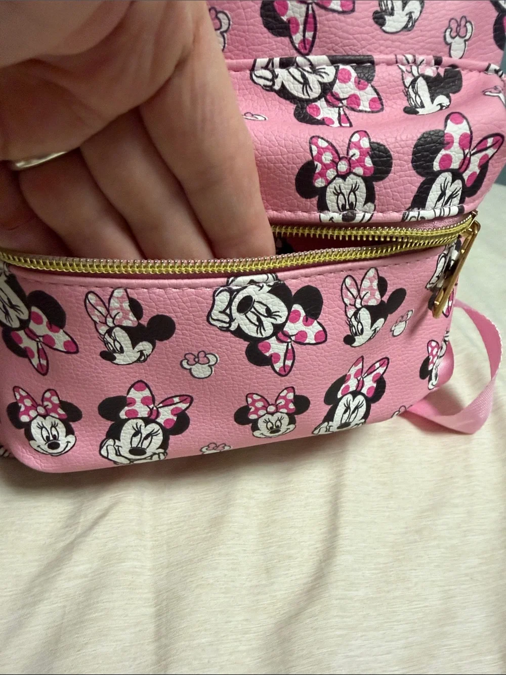 NWOT Disney Pink Minnie Mouse Patterned Kids Mini Backpack with Gold Zipper